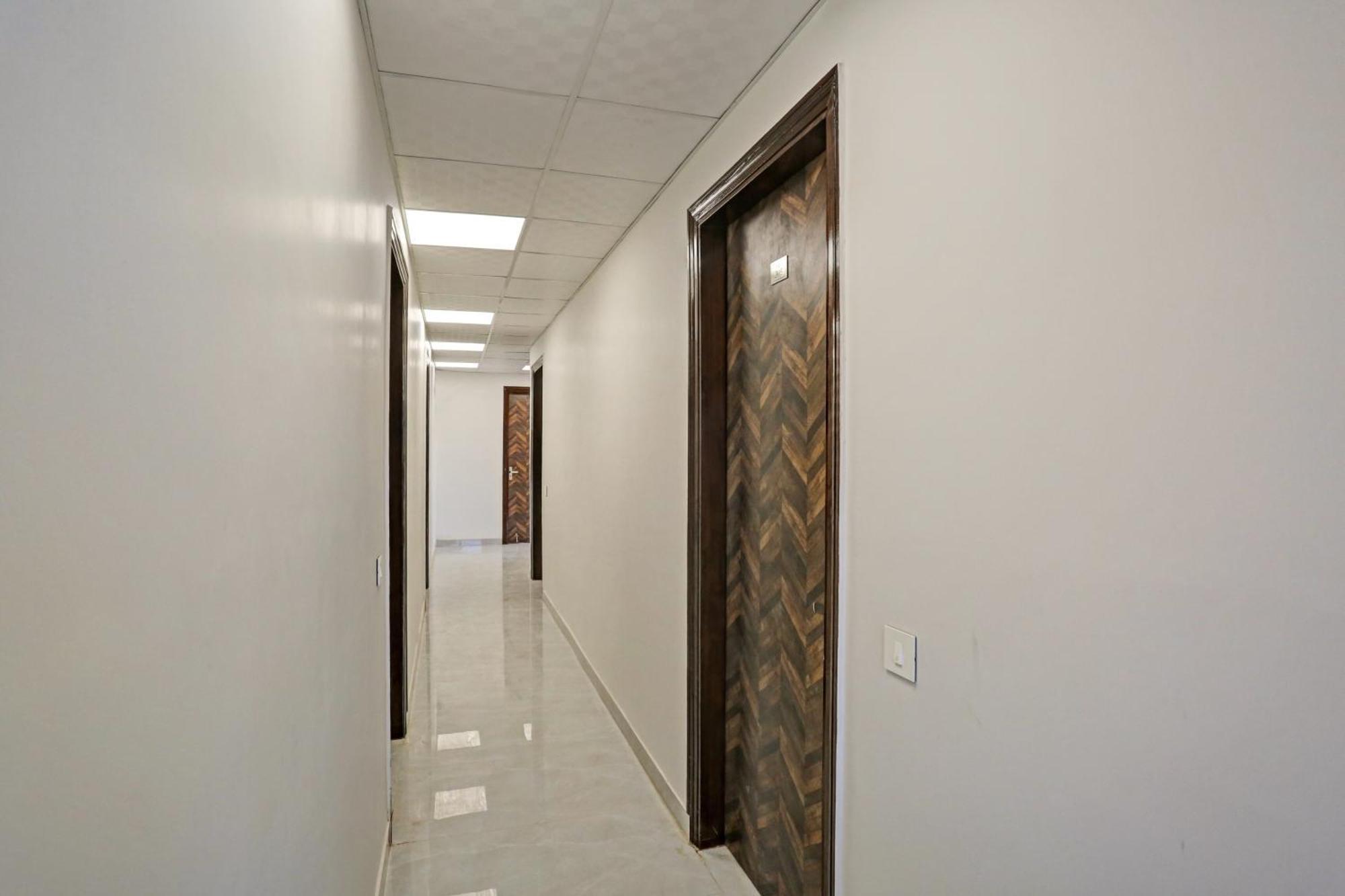 Townhouse Vip Grand Hotel Delhi  Exterior foto