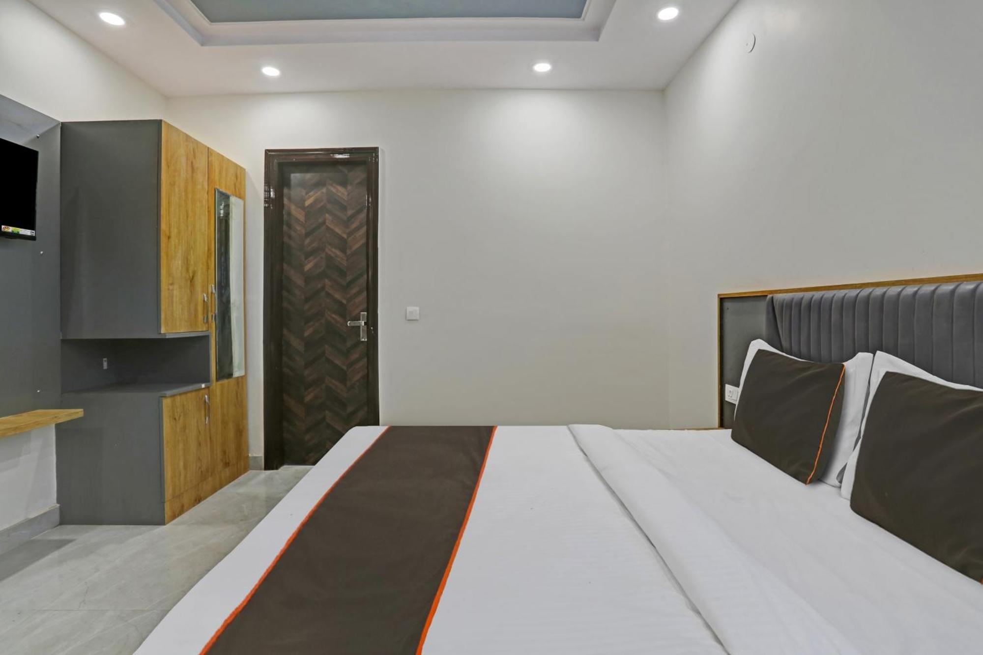 Townhouse Vip Grand Hotel Delhi  Exterior foto