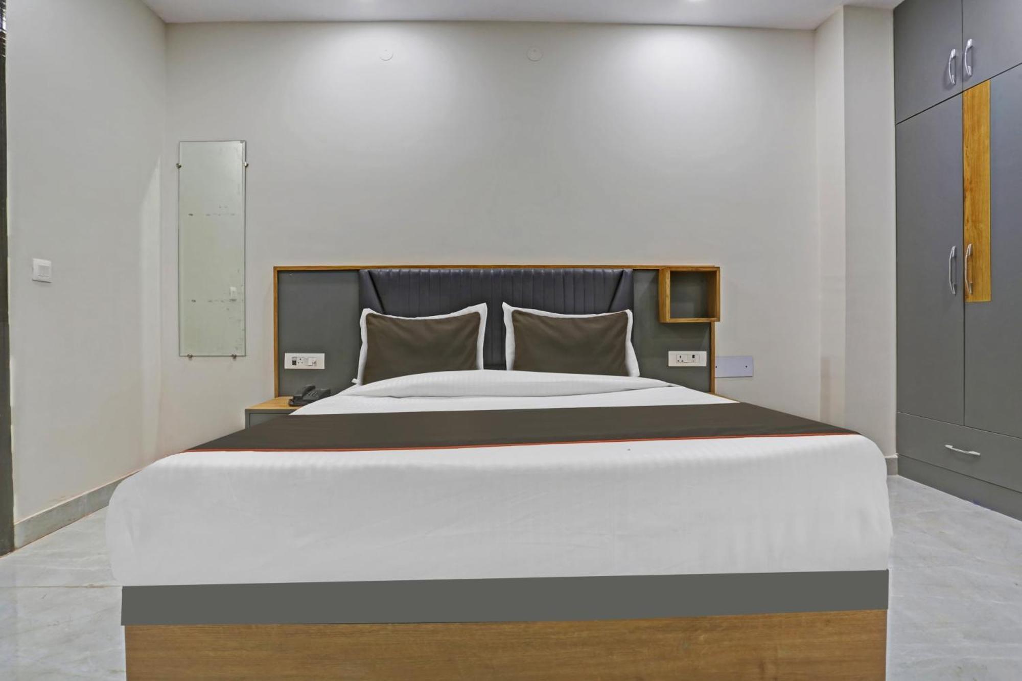Townhouse Vip Grand Hotel Delhi  Exterior foto